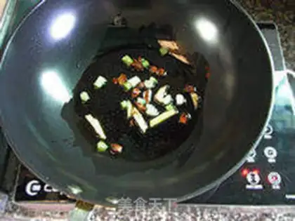 Make Five flowers and burning step 2