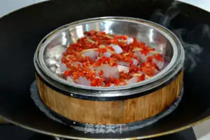 Make Pepper chopping, steaming fish step 5