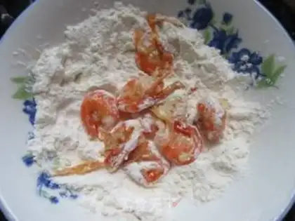 Make Hang on to curry shrimp step 4