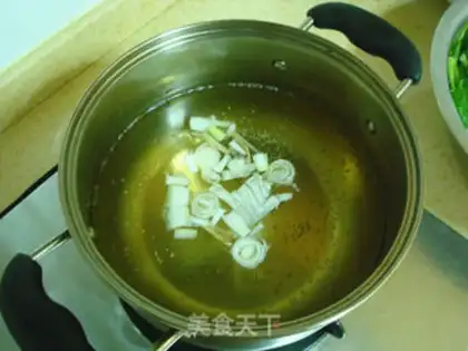 Make lamb spinach soup step 2