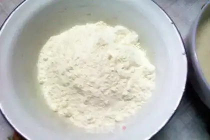 Make Beans + bean greasy croissants step 7