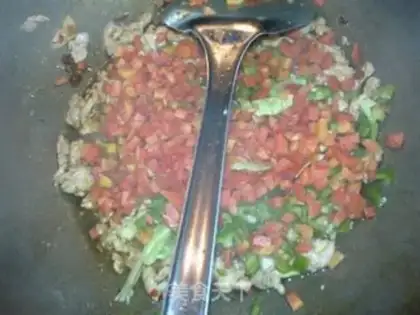 Make Yangzhou fried rice step 5