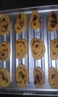 Make Blueberry cookies step 5
