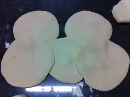Make Fresh meat buns step 10