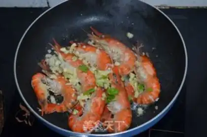 Make Garlic shrimp step 4