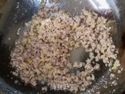 Make A thousand rolls of celery step 1