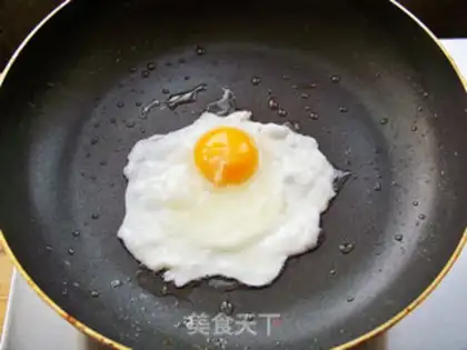 Make Fried eggs step 0