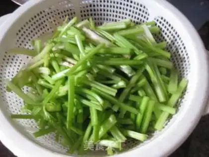 Make Celery beef step 1