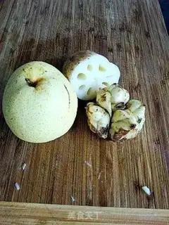 Make Pear lilies step 0