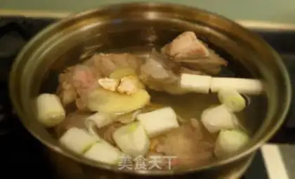 Make Pork soup step 3