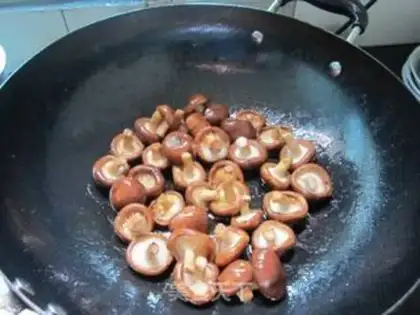 Make Pelican mushrooms step 4