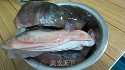 Make Fish head tofu soup step 0