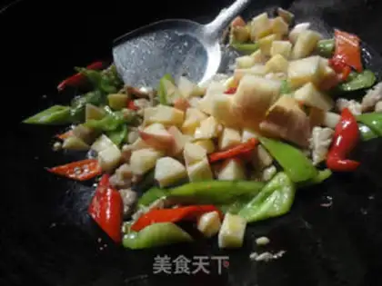 Make Twin pepper apple chicken step 8