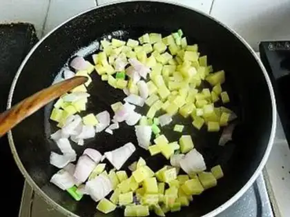 Make Potato caps on the ears step 11