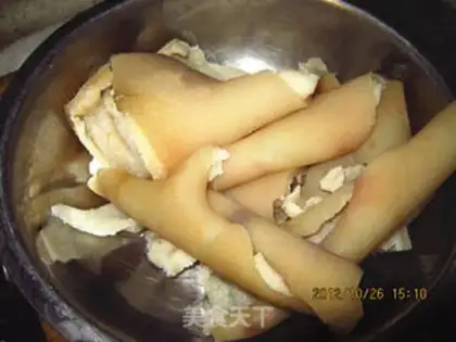Make Homemade pig skin freeze step 4