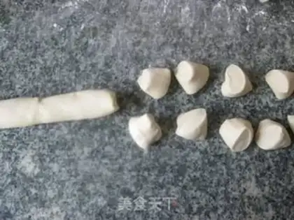 Make Onion meat buns step 13