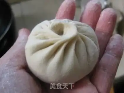 Make Onion meat buns step 18
