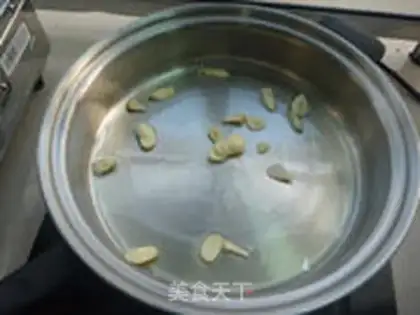 Make Garlic-fried mushrooms step 4