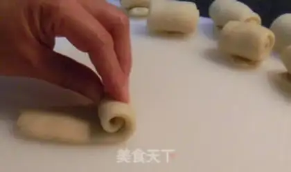 Make Robo-cracker step 8