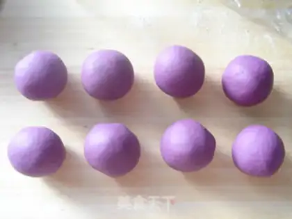 Make Potatoes with flowers step 2