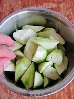 Make Shrimp-dried white mushrooms and silk melons step 2