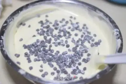 Make Chocolate bean chili cake step 5
