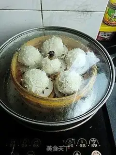 Make Curry juice pearls round step 8