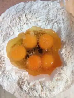 Make Handy black pearl noodles step 6