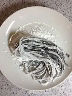 Make Handy black pearl noodles step 36