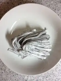 Make Handy black pearl noodles step 37
