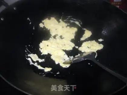 Make Carbine egg fried rice step 5