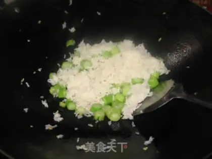 Make Carbine egg fried rice step 8