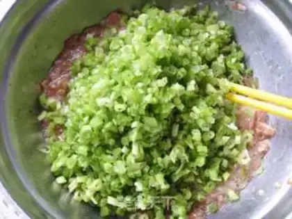 Make Celery pork dumplings step 7