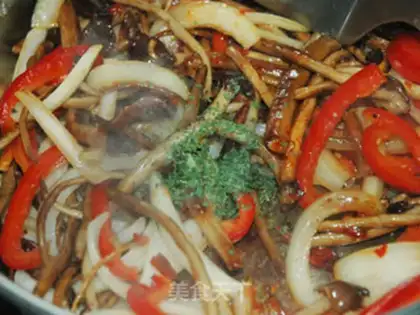 Make A dry pot of tea and mushrooms step 8
