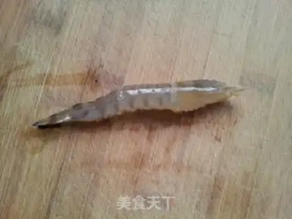 Make Garlic on back shrimp step 0
