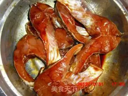 Make Spicy fish step 1