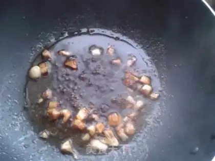 Make Scratch pepper and garlic step 4