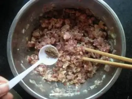 Make Red burning lion head step 4