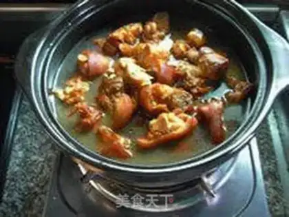 Make Four pigs