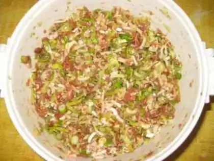 Make Pork onion pie step 2