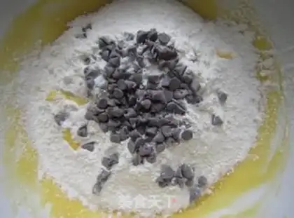 Make Chocolate bean crackers step 5