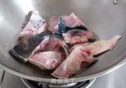 Make A soup of fish step 3