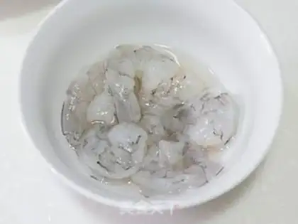 Make Peaches and shrimp are the best step 1