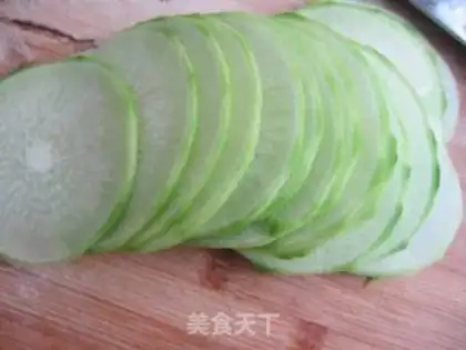 Make Sour radish step 1