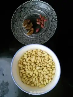 Make Peanut walnut soy step 0