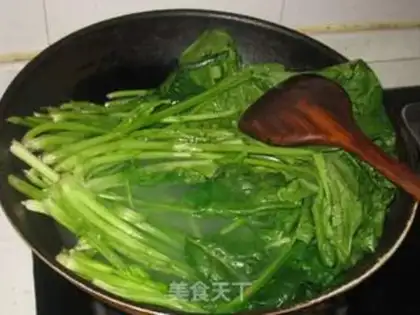 Make Shrimp spinach step 3