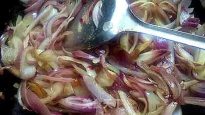 Make Onion sauce step 3