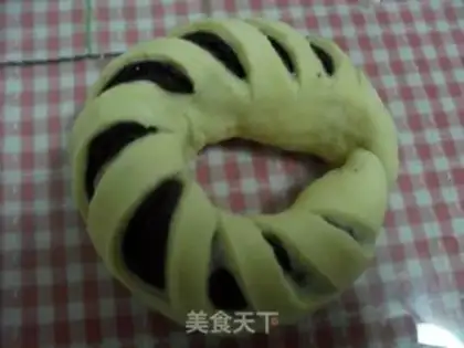 Make Doudou rolls step 7