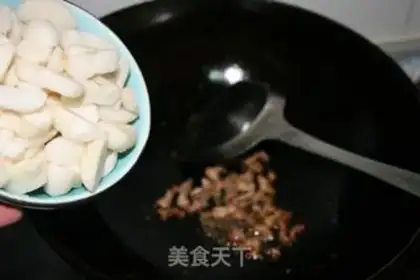 Make Fried horseshoes step 4