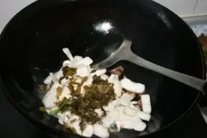 Make Fried horseshoes step 5